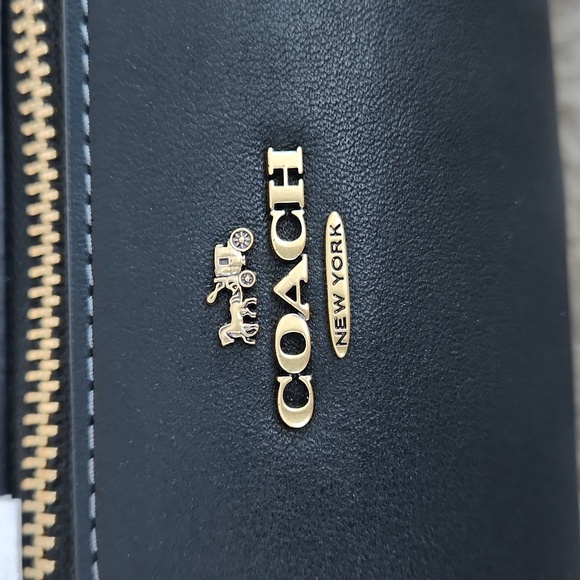 NWT IOP Coach Black Leather Nolita Barrell Bag With Grommets 🖤🎁🌙 - Picture 4 of 16